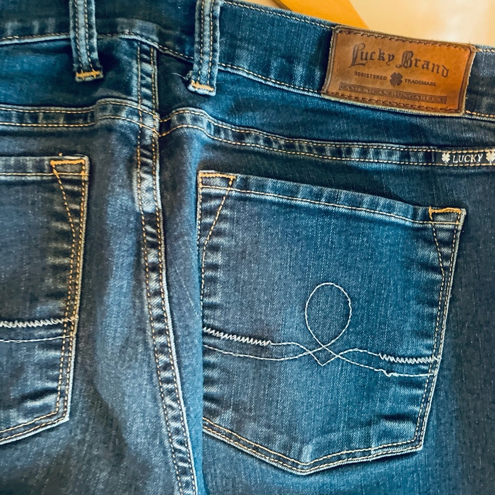 Lucky Brand Sofia Straight Jeans 12/31 Dark Wash
